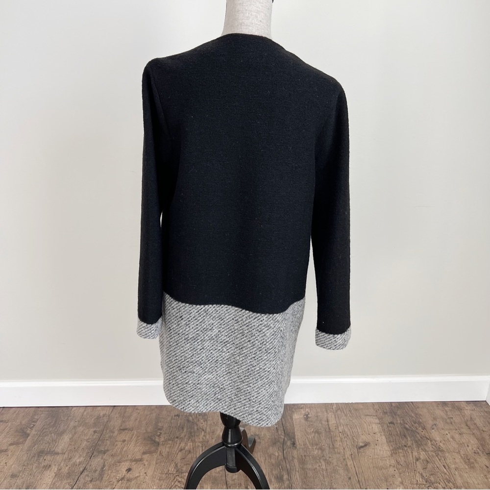 Tahari Wool Cardigan Jacket Colorblock Duster Jacket Black Grey Stripe Medium - Picture 6 of 16